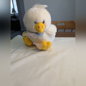 Dandee International. Adorable White and Yellow Duck Plush With Bow. Vintage.